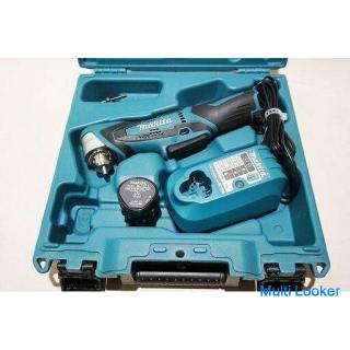 Minimal number of uses Makita Rechargeable angle drill 10.8V Plug-in type DA330D Operation confirmed