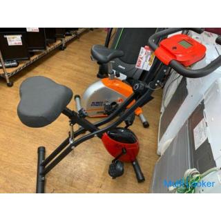 Exercise bike [Over-the-counter transaction only] [Second-hand goods] First come, first served! Deli